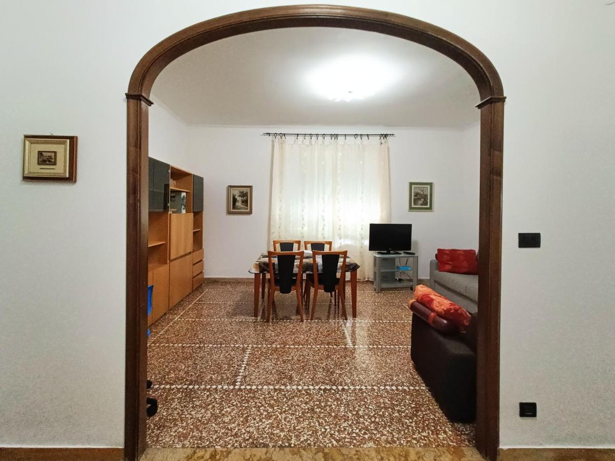 San Martino Appartament Con Parcheggio Privato Genova Exterior foto